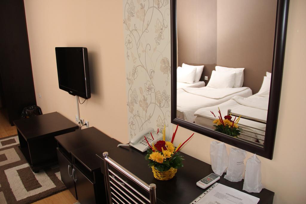 Garni Hotel Rile Men Ниш Номер фото