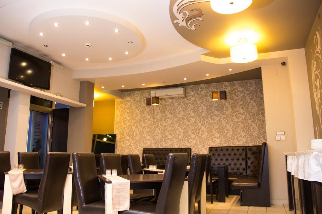 Garni Hotel Rile Men Ниш Экстерьер фото