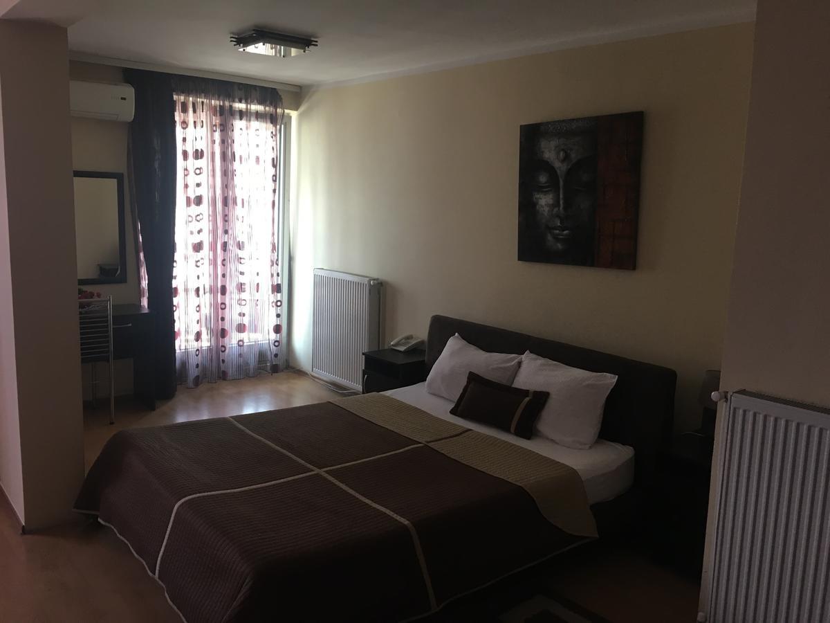 Garni Hotel Rile Men Ниш Экстерьер фото