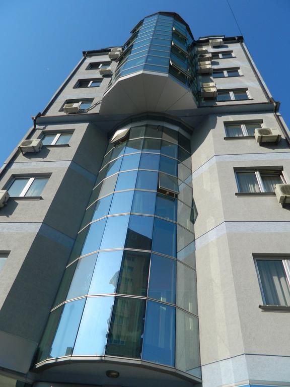 Garni Hotel Rile Men Ниш Экстерьер фото